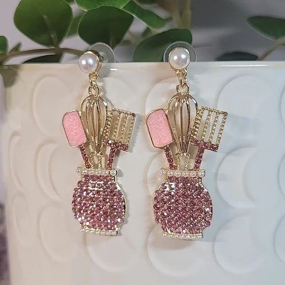 Glam Baker Crystal Shimmer Drop Earrings - Picture 7 of 8